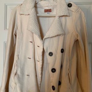 Cream wool jacket with brown buttons